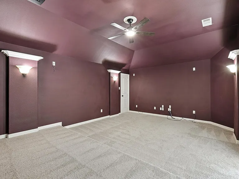 10421 Sexton Dr — Photo 34