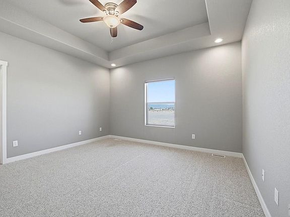 4th image of 803 S Lone Cowboy Dr