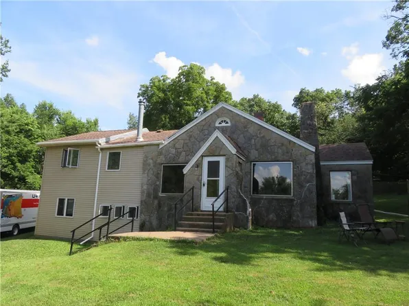 4608 Cloud Ter, Lane, KS 66042