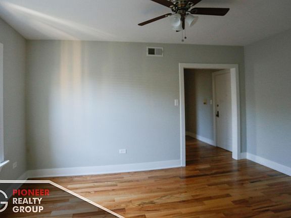 5th image of 1133 Oak Ave APT 3E