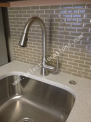 Rented by Select Locations Inc. | media 3