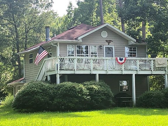 2nd image of 229 Starboard Ln