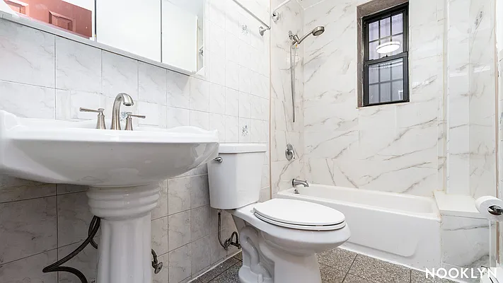 Rented by Nooklyn NYC LLC | media 6
