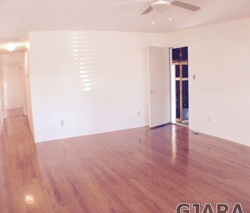 2nd image of 604 Holland St