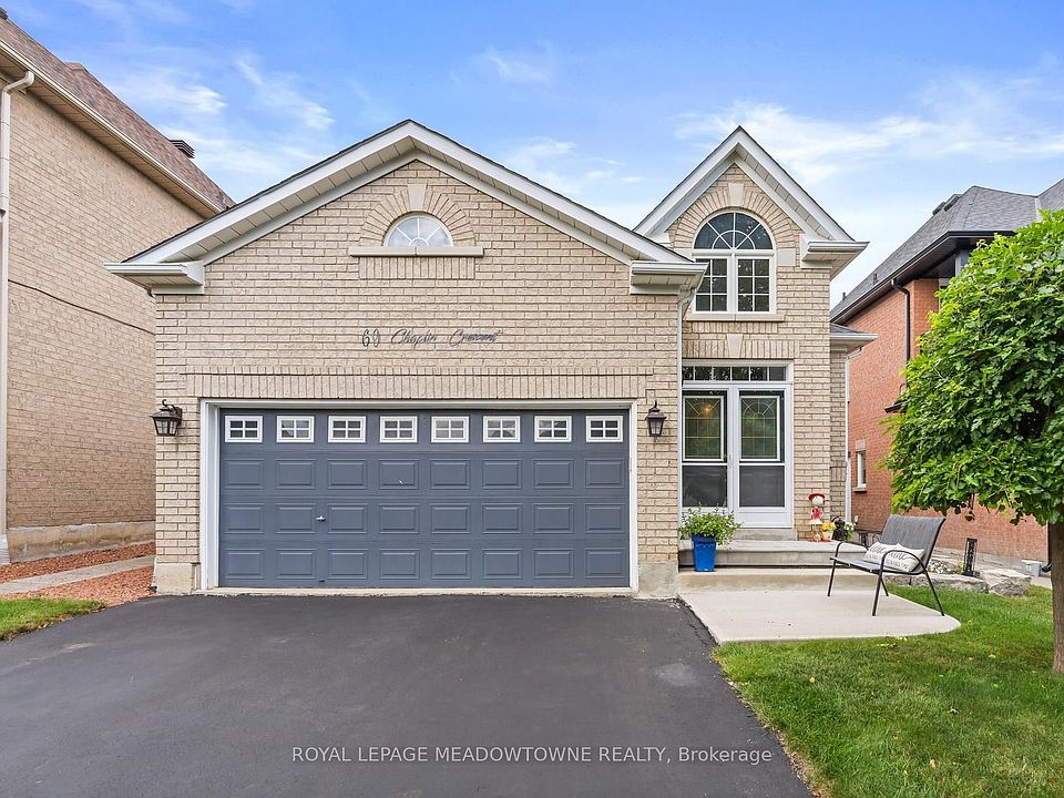 1st image of 69 Chaplin Cres