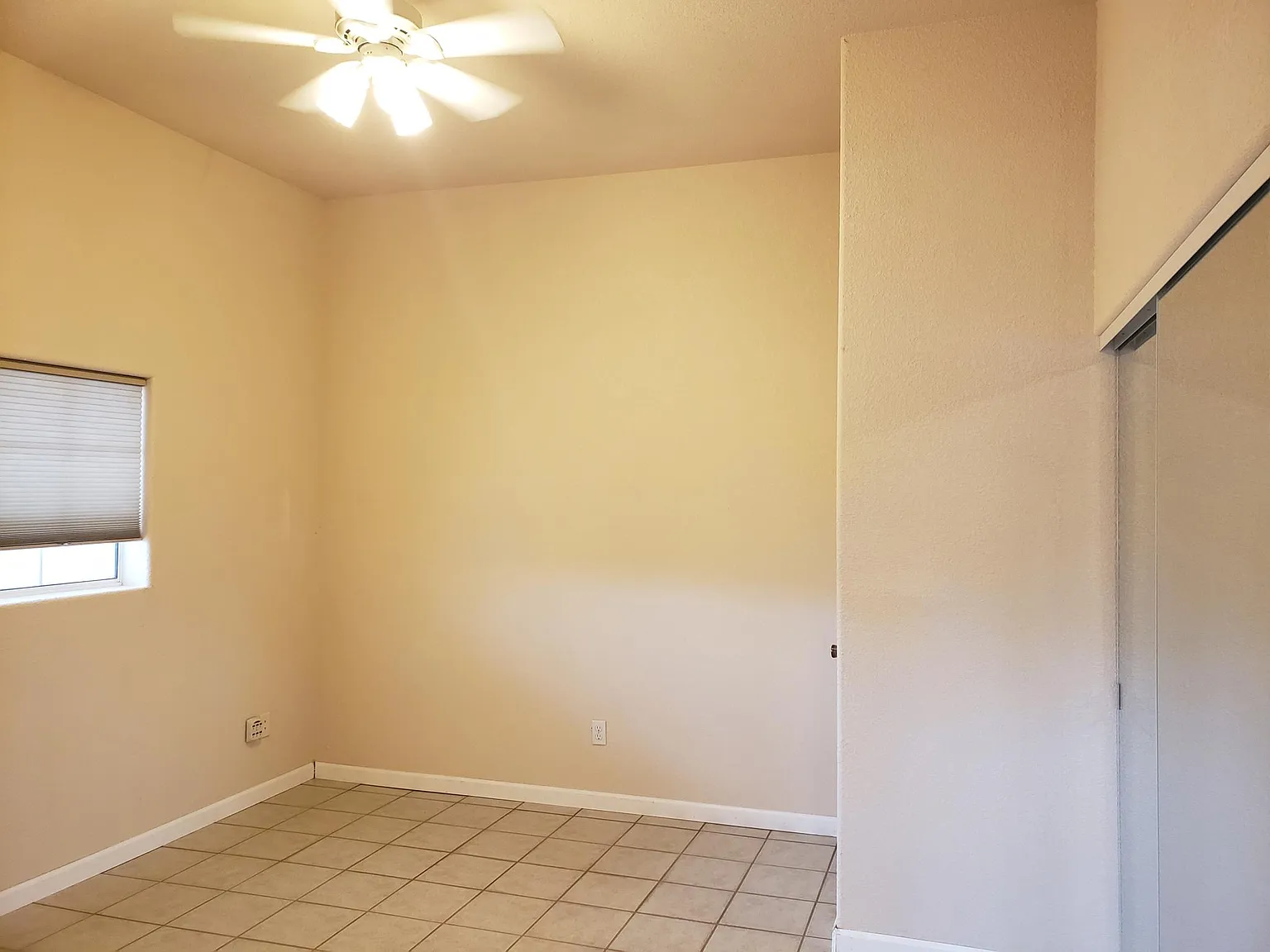 2 bed, 952 sqft, $1,350 — Photo 4