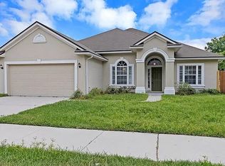 9053 Hawkeye Dr, Jacksonville, FL 32221