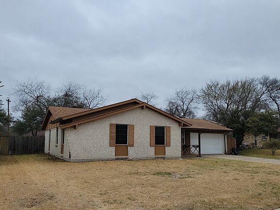 3rd image of 1207 Drexel Dr