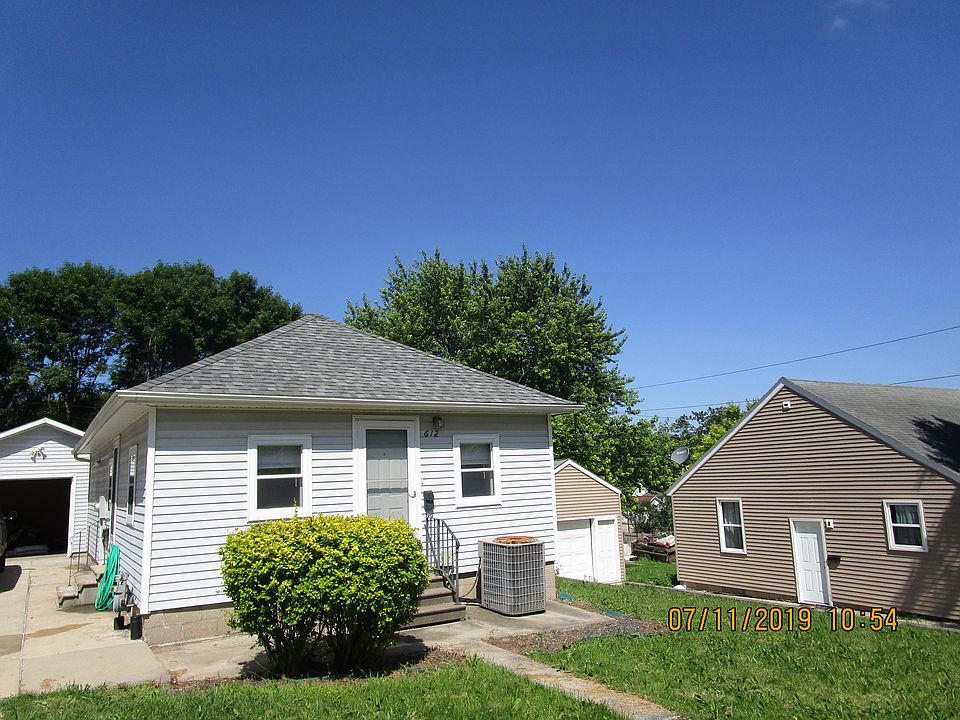 1st image of 612 S Oak Ave