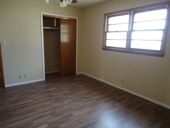 5th image of 1706 Avenue I