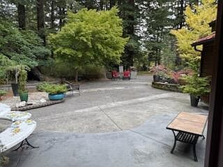 3rd image of 3789 Greenwood Heights Dr