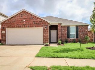 7405 Charbray Rd, Fort Worth, TX 76131