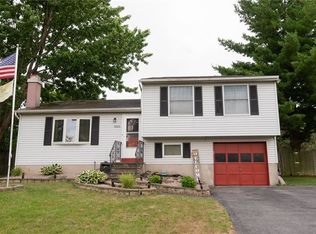 4965 Windgate Rd, Liverpool, NY 13088