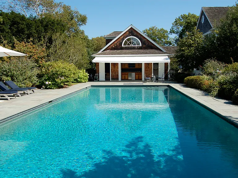 223 Halsey Neck Ln — Photo 17