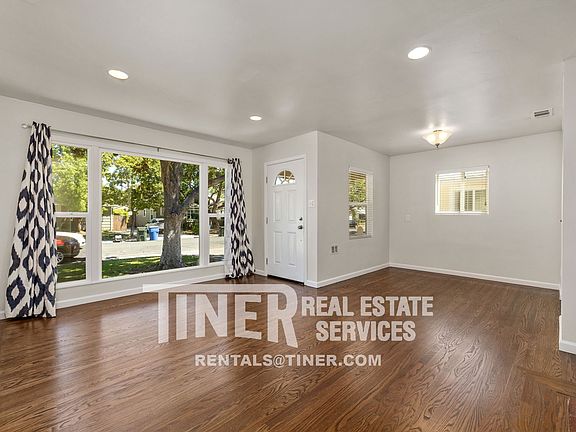 2nd image of 4624 62nd St