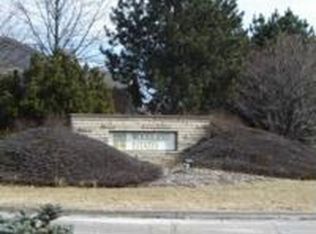 1034 Hawthorn Rdg, Macomb, IL 61455