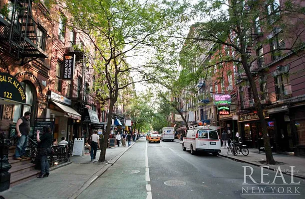 Rented by REAL New York | media 9