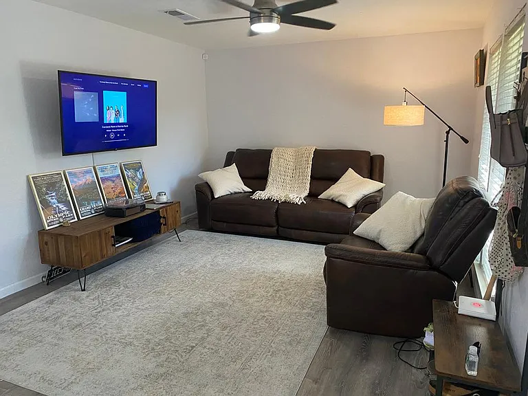 408 Northway Dr — Photo 5