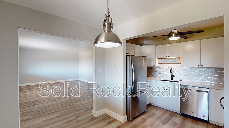 1st image of 434 Valley Hi Cir