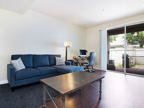 5th image of 2941 Via Milano St #104