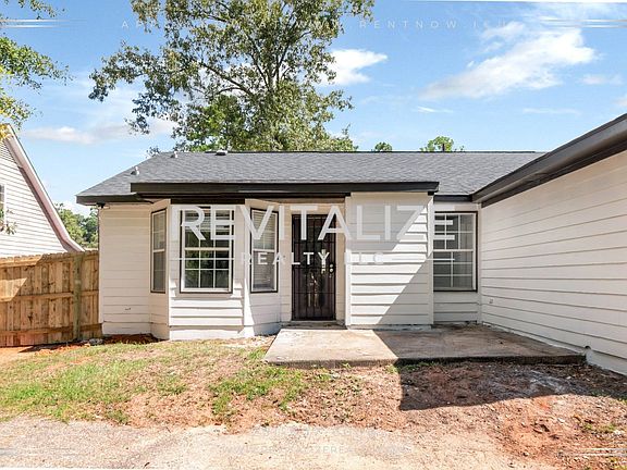 4th image of 6513 Victoria Pl S