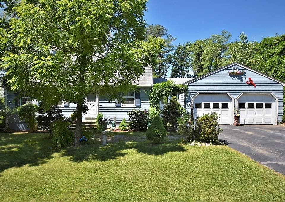 1st image of 16 Hodgkins Dr