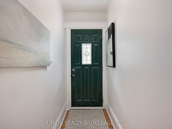 3rd image of 12 Durant Ave