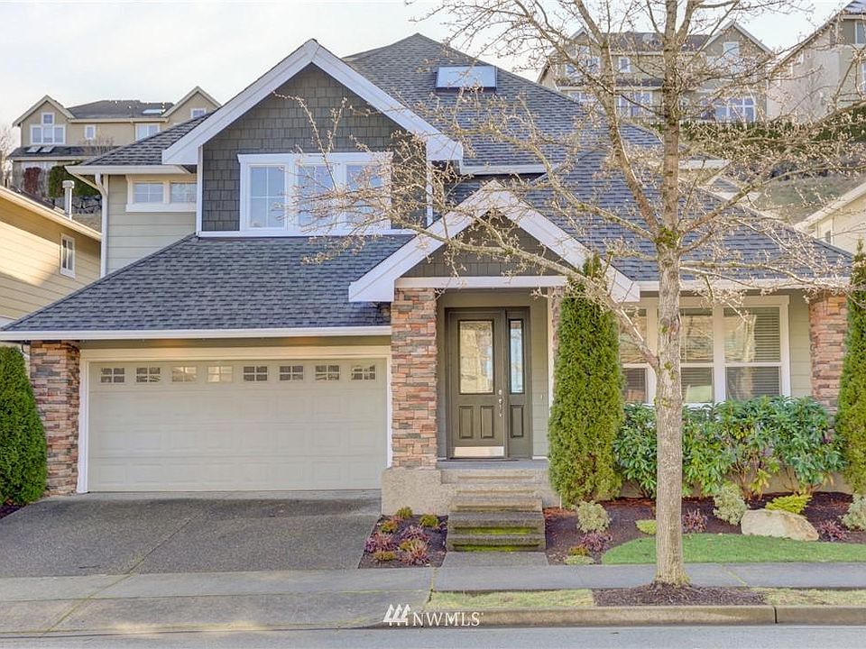 1st image of 1768 28th Ave NE