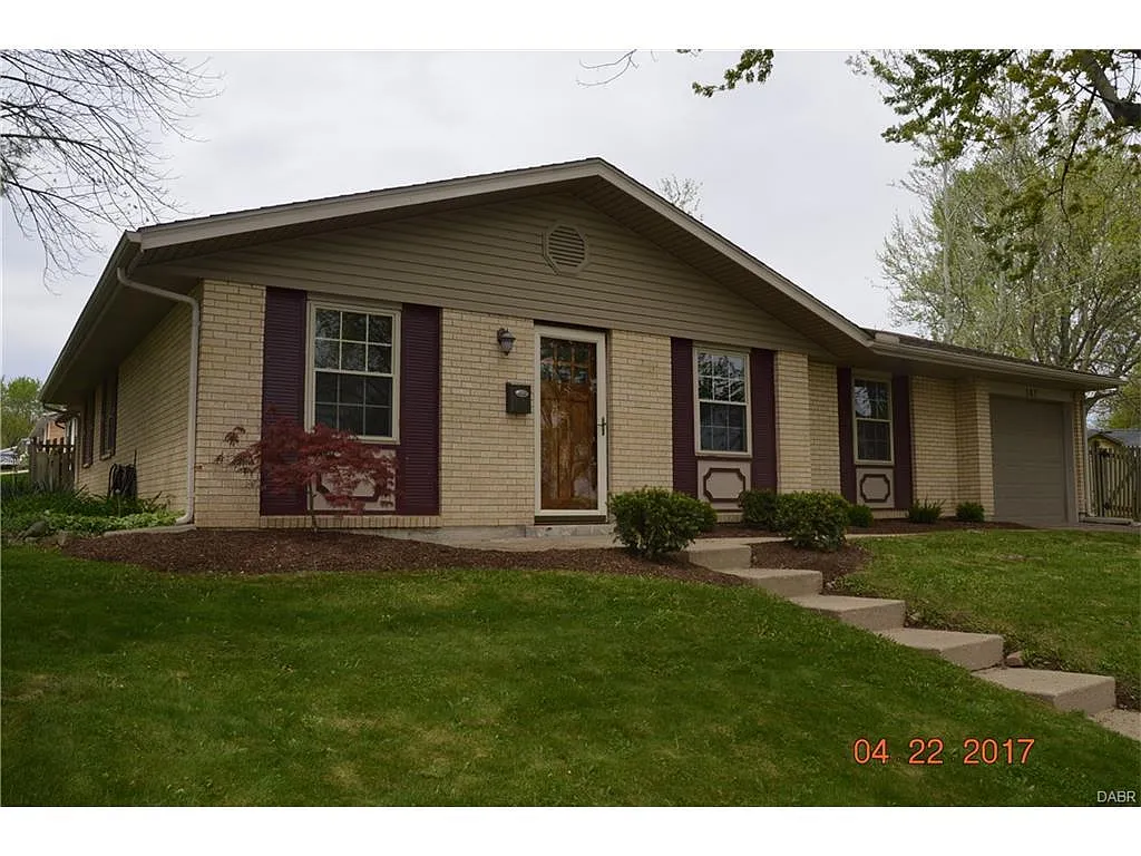 107 McCraw Dr photo 1