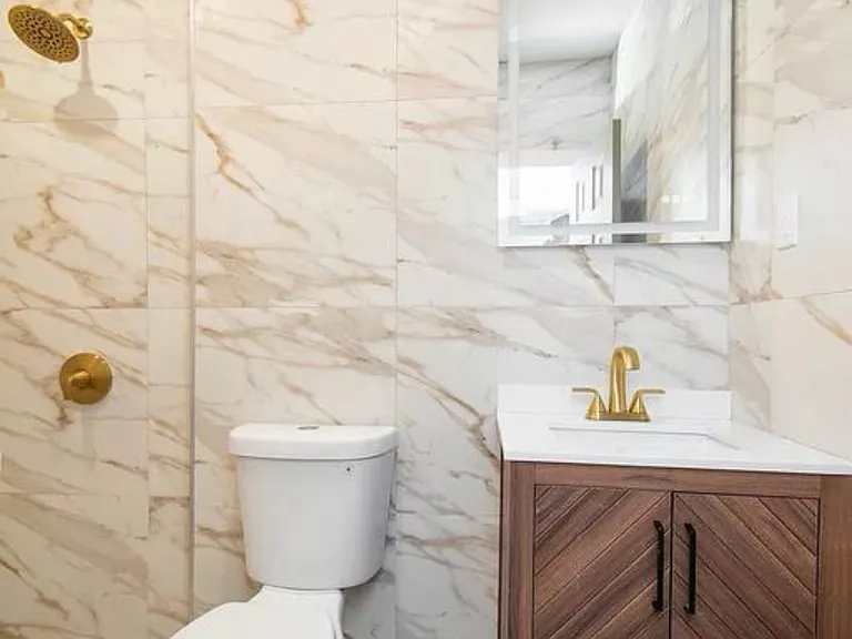 1019 Sutter Ave #1 — Photo 3