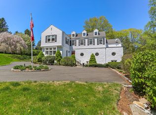 235 Canoe Hill Rd, New Canaan, CT 06840