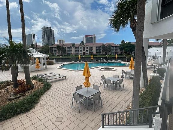 3rd image of 300 Three Islands Blvd APT 516