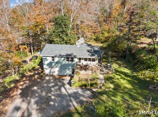 135 Atwoodville Rd, Mansfield, CT 06250