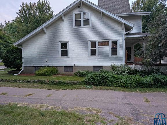 2nd image of 1219 S Cornelia St