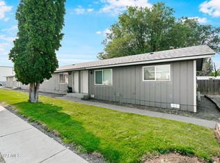 720 N 3rd Ave #A-B, Yakima, WA 98902