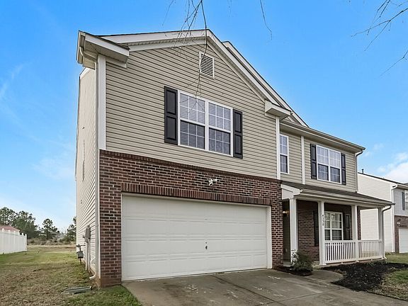 4th image of 4330 Larkhaven Village Dr