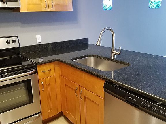 4th image of 4114 N B St APT C
