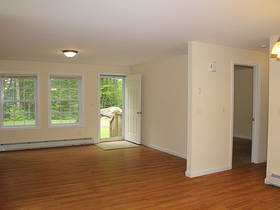 2nd image of 767 1st Crown Point Rd