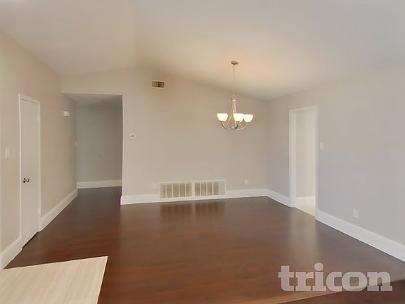 3rd image of 606 Perdido Dr