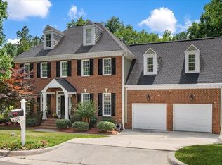 200 Silver Lining Ln, Cary, NC 27513