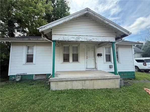 408 Polk Ave, Charleston, IL 61920