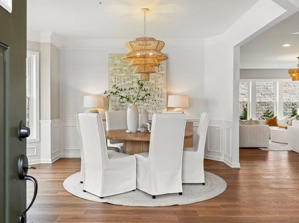 11 Winslow Ln #2, North Grafton, MA 01536