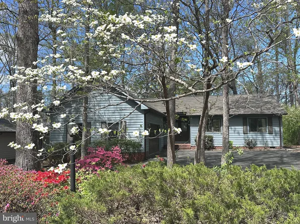 127 Fairway Dr, Locust Grove, VA 22508