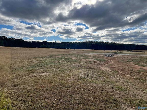 4th image of 3 Meadows Rd