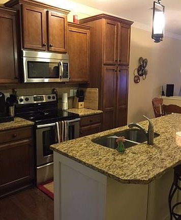 2nd image of 610 Cahill Ln #610