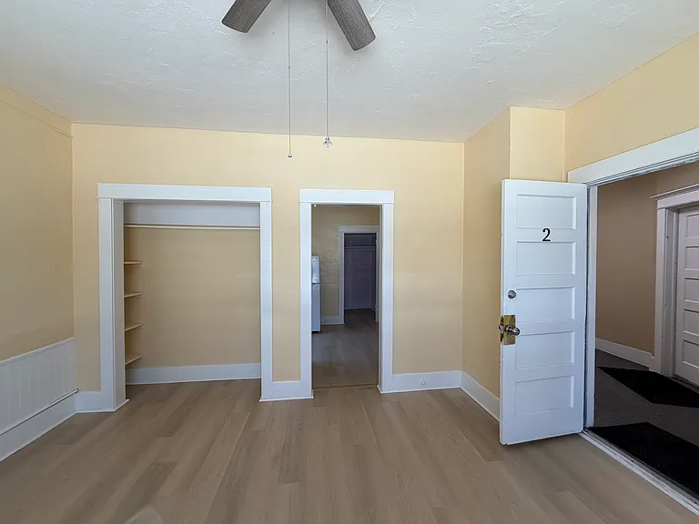 1938 S Grand Ave #12 — Photo 1