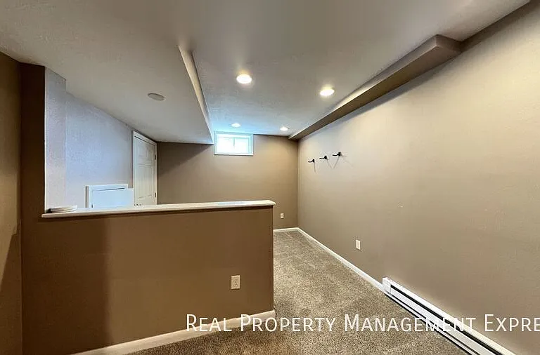 1804 S Covell Ave — Photo 17