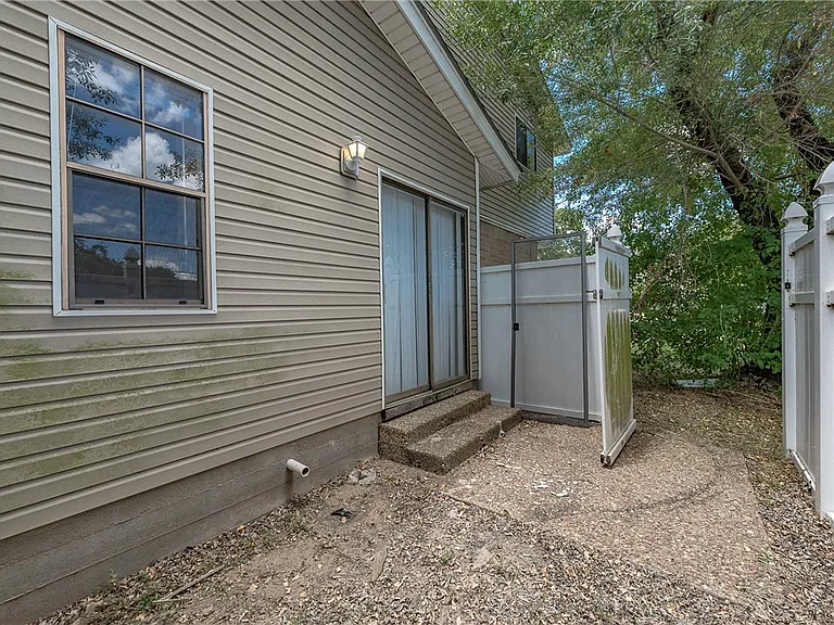 1801 Woodsman Dr #D — Photo 22