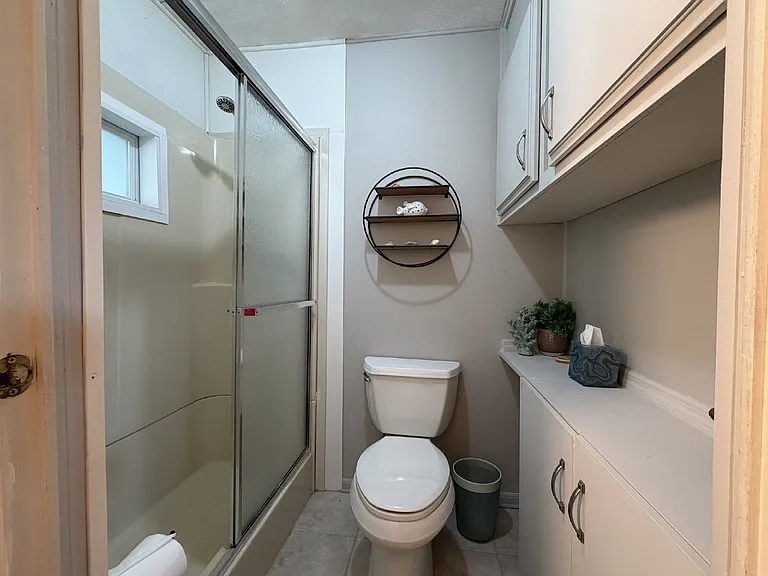 542 Tampico Dr — Photo 22