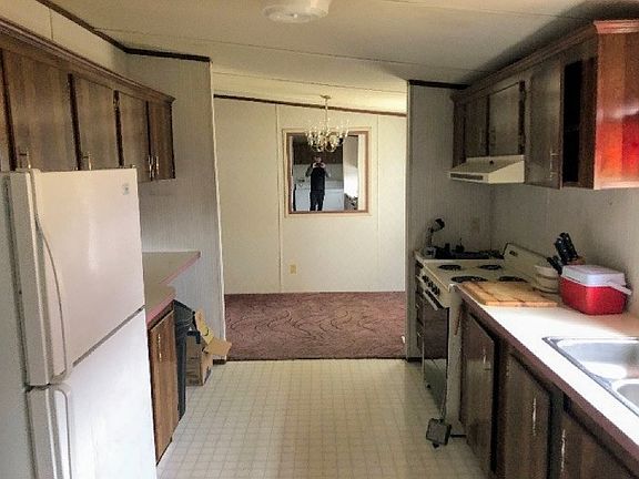 4th image of 110 Township Road 151 N